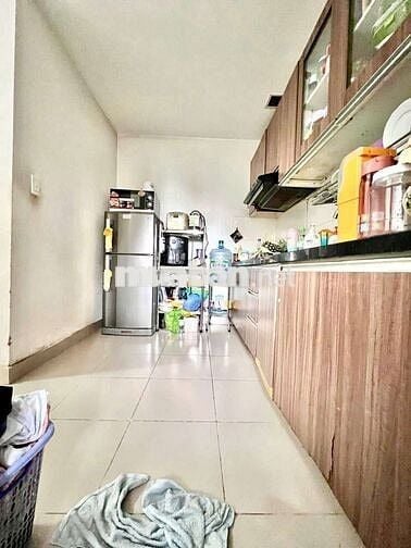 Cho thuê ở liền cc Bàu cát 2 lô thang máy 2pn có nt 10tr