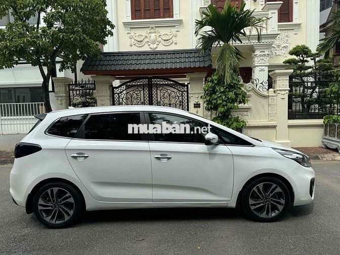 KIA RONDO 2.0AT SX 2018 MỚI XUẤT SẮC