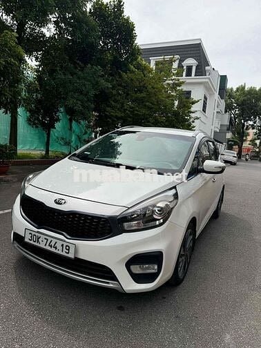KIA RONDO 2.0AT SX 2018 MỚI XUẤT SẮC