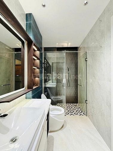 Ngay Hoàng Hoa Thám giá 5tỷ920 75m2, Bình Thạnh gần trường học HXH SHR
