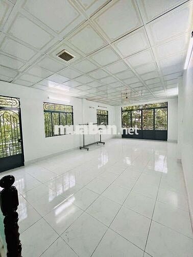 CHO THUÊ NHÀ GÓC 2 MẶT TIỀN - ĐƯỜNG NGUYỄN HIỀN TRUNG TÂM NINH KIỀU