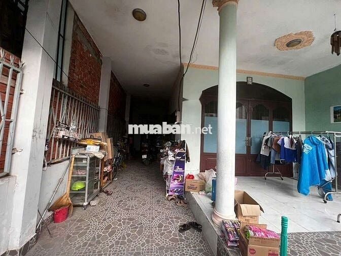 BÁN NHÀ 2 MẶT HẺM GẦN CHỢ ĐẦU MỐI DT 100m2 giá 4t350
