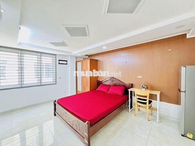 PHÒNG CỬA SỔ THOÁNG NỘI THẤT ĐẦY ĐỦ PHAN HUY ÍCH GIAO TRƯỜNG CHINH