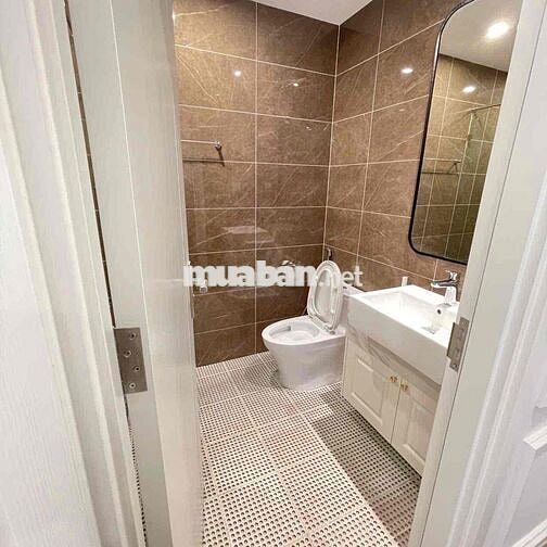 Hàng Hiếm- Chính chủ bán căn 3PN Full đồ VIP giá nhỉnh 80 triệu/1m