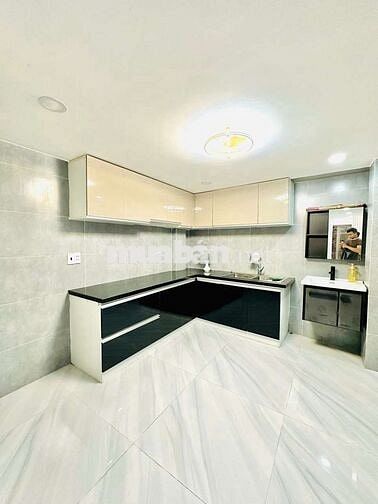 Cho thuê nhà phố Mới Đẹp, 5pn 3wc, Hẻm 1/ Bùi Quang Là P12 Gò vấp