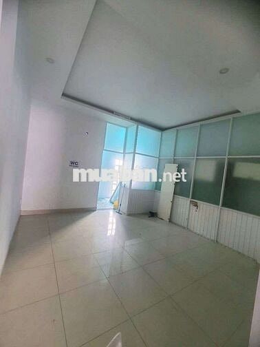 CHO THUÊ MBKD 5 X 30, TRỆT 2 LẦU MẶT TIỀN TRƯƠNG ĐỊNH, HIỆP THÀNH