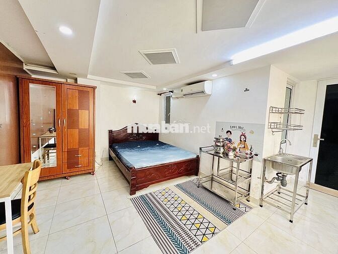PHÒNG CỬA SỔ THOÁNG NỘI THẤT ĐẦY ĐỦ PHAN HUY ÍCH GIAO TRƯỜNG CHINH