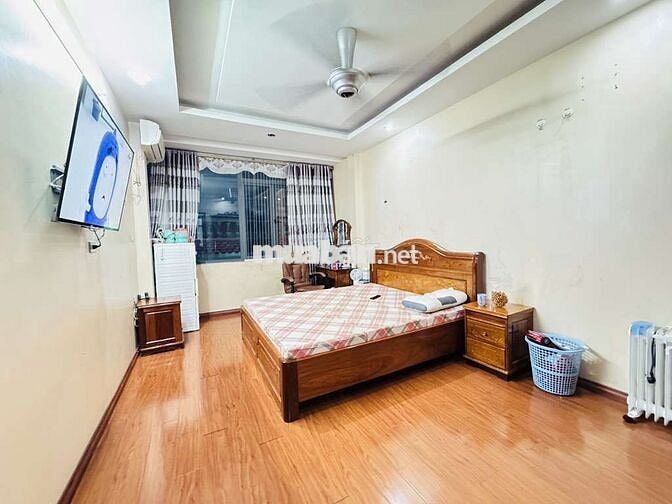 Bán nhà Hàm Nghi, 41m² hơn 13 tỷ, ôtô ngủ trong nhà, phân lô gần phố