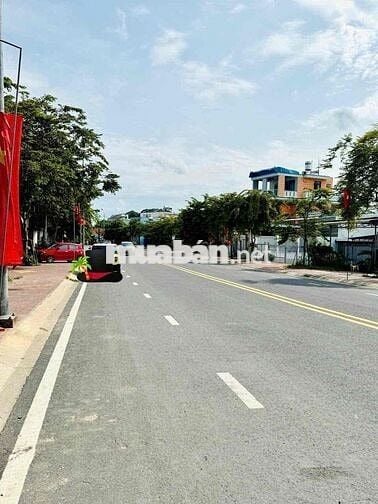 Bán đất 5x24 đường 22m Lê Chí Dân giá 3ty590