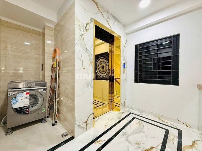 Ngay Hoàng Hoa Thám giá 5tỷ920 75m2, Bình Thạnh gần trường học HXH SHR