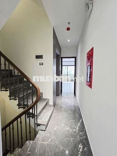 SIÊU PHẨM HOÀNG QUỐC VIỆT - Ô TÔ VÀO NHÀ - 7 TẦNG - DT 60M - THANG MÁY