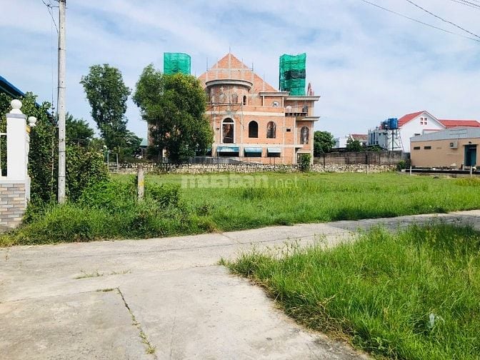 4,5x25(114m2) Full Thổ Cư, Hẻm Nguyễn Trãi, Bình Tân, LaGi  950 Triệu