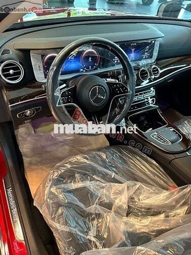 Mercedes Benz E200 Exclusive 2023 - 2 Tỷ 390 Triệu