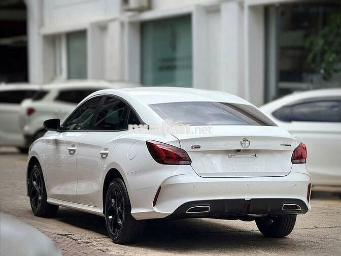 MG MG5 2024
