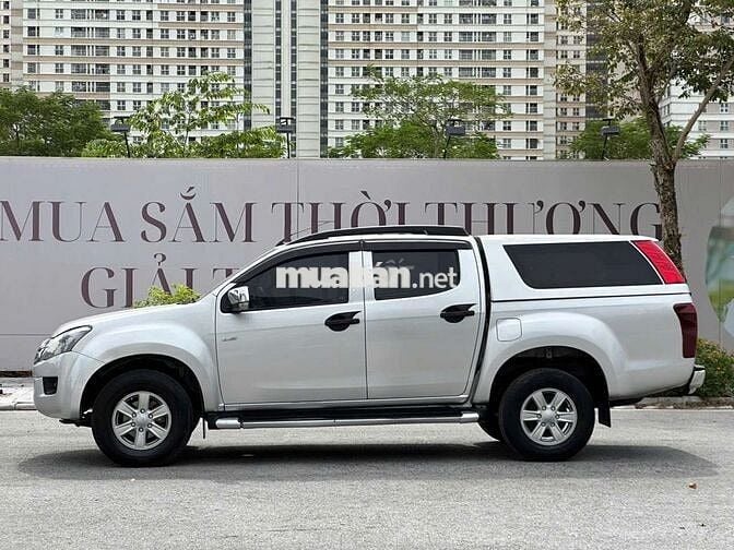 Isuzu Dmax 2.5AT 4x2 nổi tiếng bền tiết kiệm đẹp