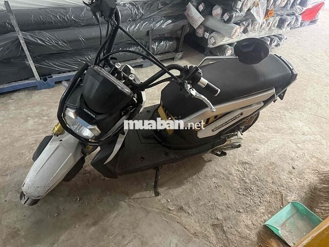 xe honda zoomerX xang phun Fi doi 2015