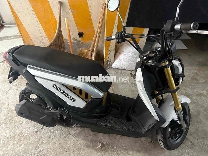 xe honda zoomerX xang phun Fi doi 2015