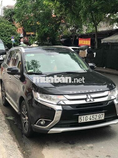 Mitsubishi Outlander 2017 2.4 CVT - 100000 km
