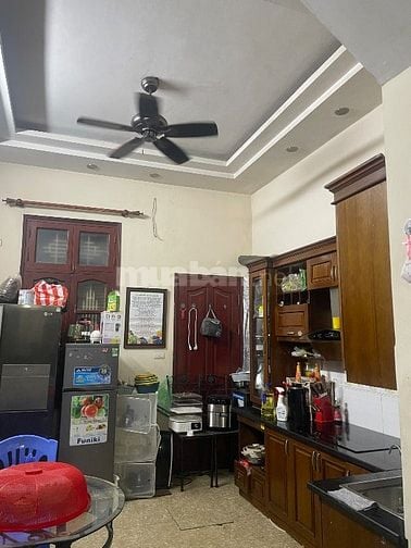 Bán nhà 5T 36m2 MT 3,6m hai mặt ngõ , phố Kim Mã cạnh CV hồ Thủ Lệ 