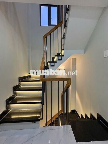 Nhà Bán Phạm Văn Chí Nhà Đôi 52m2 1 trệt 1 lững 2 lầu