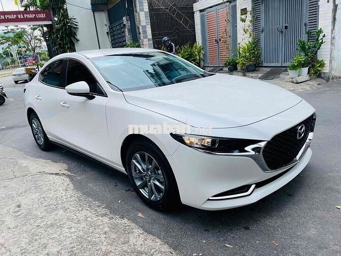 Mazda 3 2023 1.5L Luxury