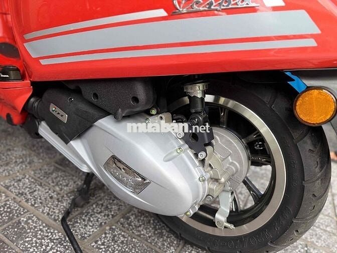 Chính chủ bán xe Vespa (Màu cam vũ trụ) Primavera