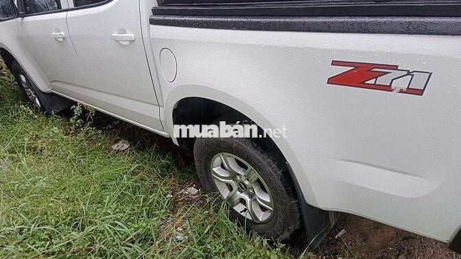 Chevrolet Colorado LT Trắng, số sàn, 100.000 km