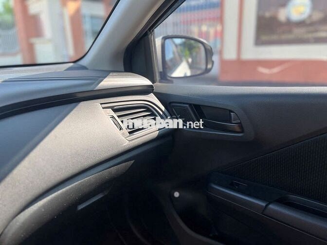Honda City CVT2019 một chủ mới 30.000 km quá mới