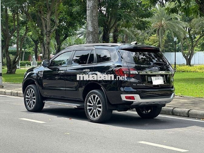 Everest Titanium 4x4 2022, 1 Chủ, Full BD Hãng