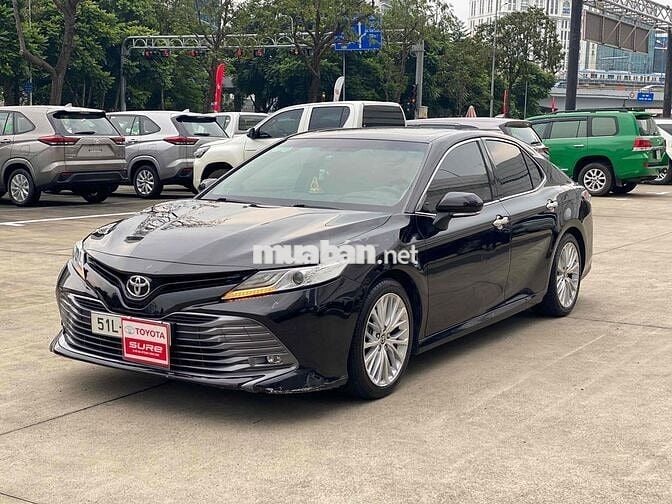Toyota Camry 2021 2.5Q - 79000 km