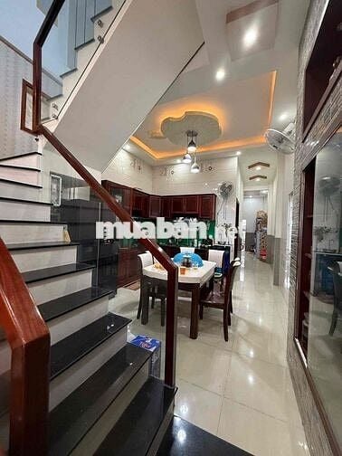 NHÀ MẶT TIỀN CÓ NỘI THẤT CAO CẤP VÀ DÃY TRỌ 335m2 ĐƯỜNG LÀNG HOA BÀ BỘ