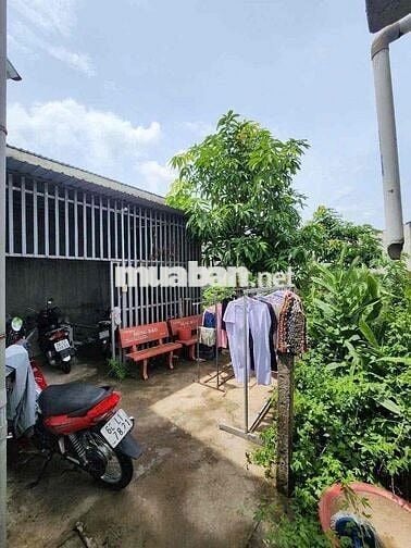 NHÀ MẶT TIỀN CÓ NỘI THẤT CAO CẤP VÀ DÃY TRỌ 335m2 ĐƯỜNG LÀNG HOA BÀ BỘ