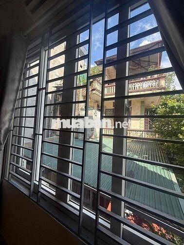 BÁN NHÀ ĐẠI TỪ NGÕ TO THÔNG GẦN HỒ LINH ĐÀM DT34m2*5 Tầng*4 Phòng Ngủ