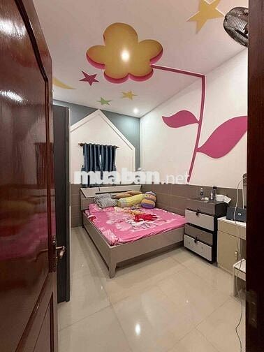 NHÀ MẶT TIỀN CÓ NỘI THẤT CAO CẤP VÀ DÃY TRỌ 335m2 ĐƯỜNG LÀNG HOA BÀ BỘ
