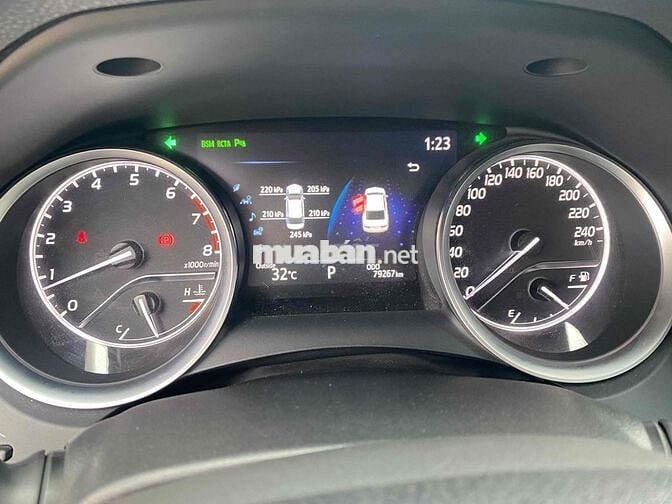 Toyota Camry 2021 2.5Q - 79000 km