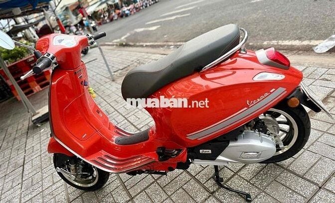 Chính chủ bán xe Vespa (Màu cam vũ trụ) Primavera