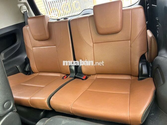 Toyota Innova 2016 2.0V mầu đồng ánh kim rất đẹp