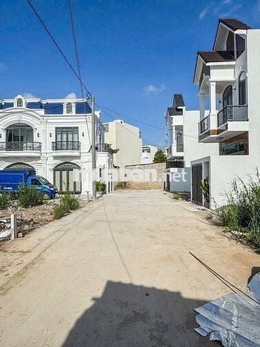 BÁN NỀN 53M2LIỀN KỀ CÁCH KHU ĐÔ THỊ ĐẠI NGÂN 100M - CẦN THƠ