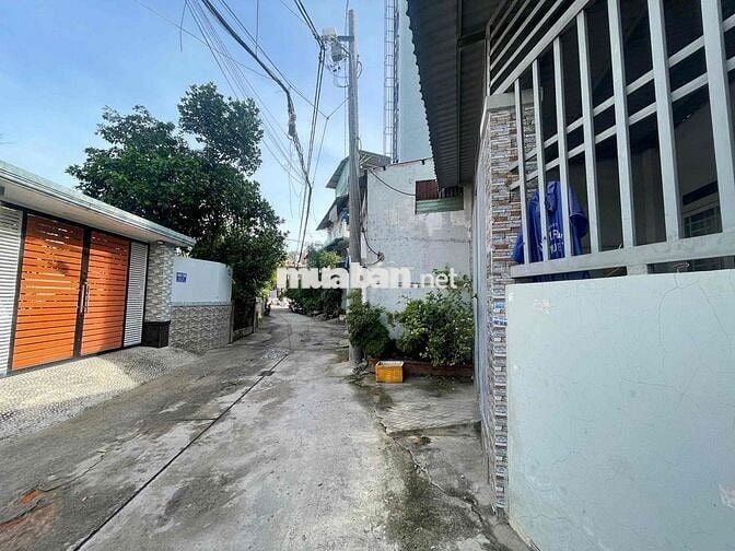 Nhà mặt tiền hẻm 403 Tân Thới Hiệp 21. 104m2, Hẽm xe hơi