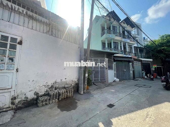 Nhà mặt tiền hẻm 403 Tân Thới Hiệp 21. 104m2, Hẽm xe hơi