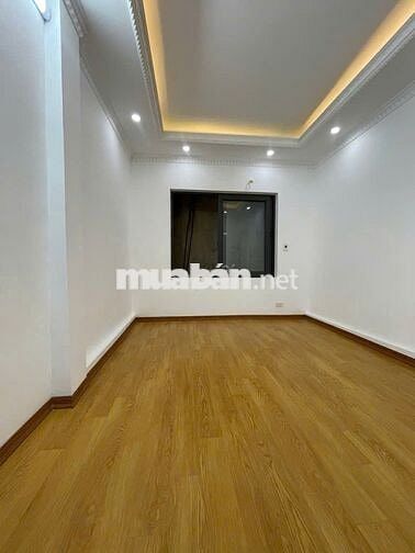 Bán nhà Nghĩa Dũng, dân xây 5 tầng, 20m2, 5.7tỷ