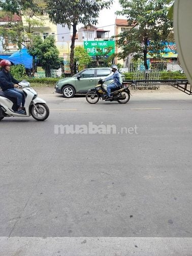 Độc nhất 1 căn mặt phố 100m2 khu Gleximco , Lê Trọng Tấn 1