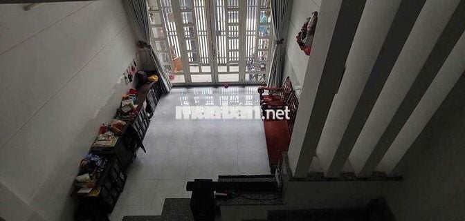 Thủ Đức Linh Xuân, hẻm tải quay đầu, 3 tầng đúc, 52m2, chỉ 4ty35