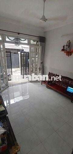 Thủ Đức Linh Xuân, hẻm tải quay đầu, 3 tầng đúc, 52m2, chỉ 4ty35