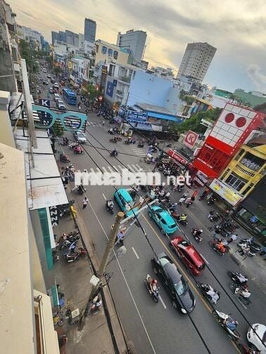 Mặt Tiền Nguyễn Gia Trí ( D2 ) - 4 x 20m - Trệt, 3 lầu - Giá: 70 Triệu