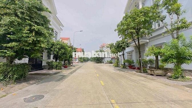 Đất mặt tiền ngay trung tâm hành Chính Dĩ An phường Dĩ An tp Dĩ An