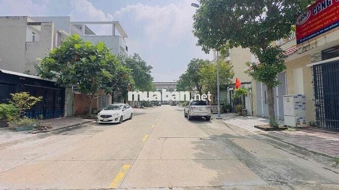 Đất mặt tiền ngay trung tâm hành Chính Dĩ An phường Dĩ An tp Dĩ An