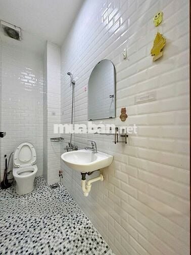 Cho thuê căn studio 1PN ngay tại đường Trần Nhân Tôn - quận 10