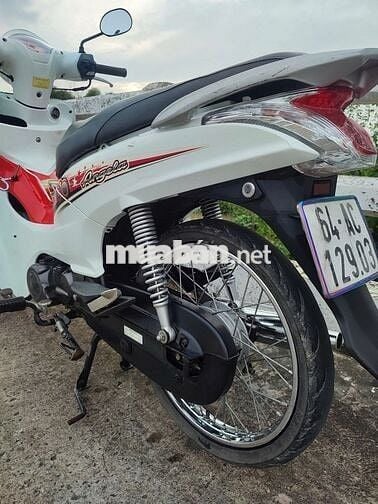 Xe máy SYM Angela màu trắng đỏ