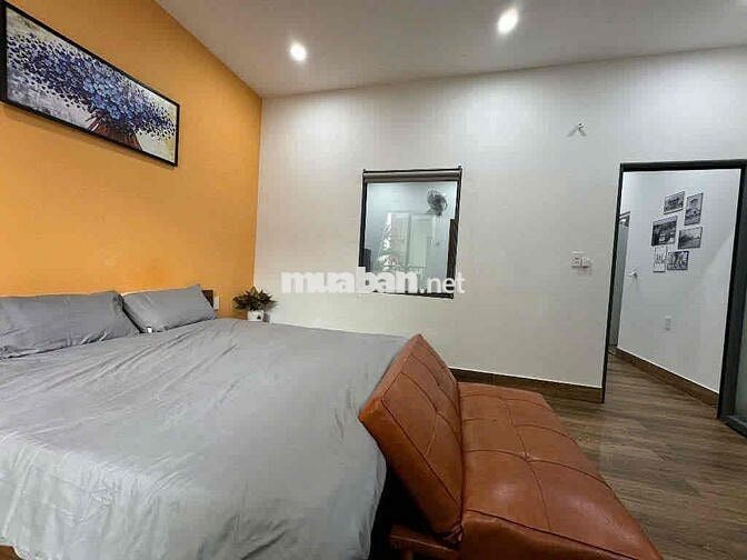 Cho thuê căn hộ 2 phòng ngủ 85 m2 đường Võ Nguyên Giáp